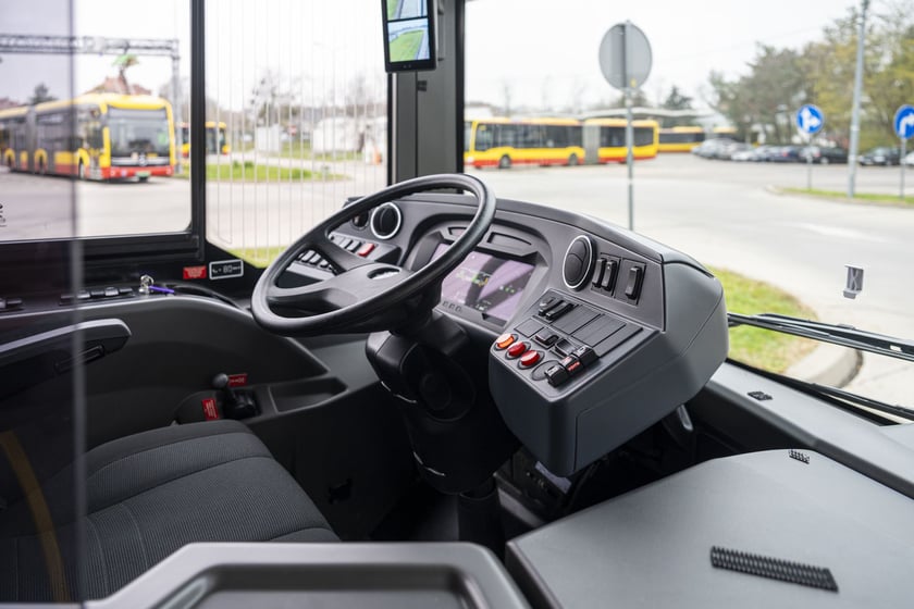 Solaris Urbino 12 hydrogen w zajezdni MPK Wrocław